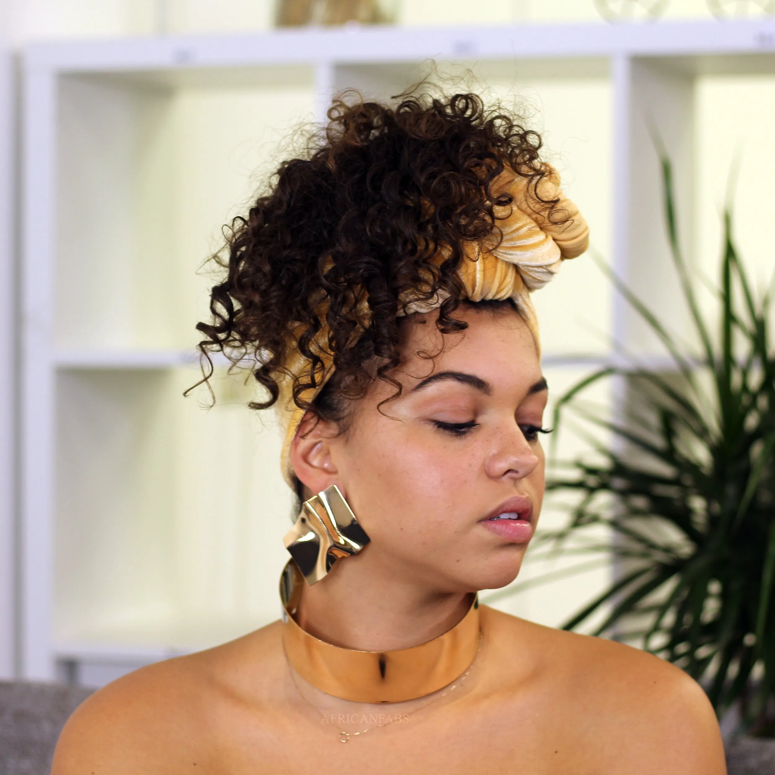 African Style Choker Set / Gold High Necklace   Earrings