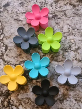 Flower hair clips