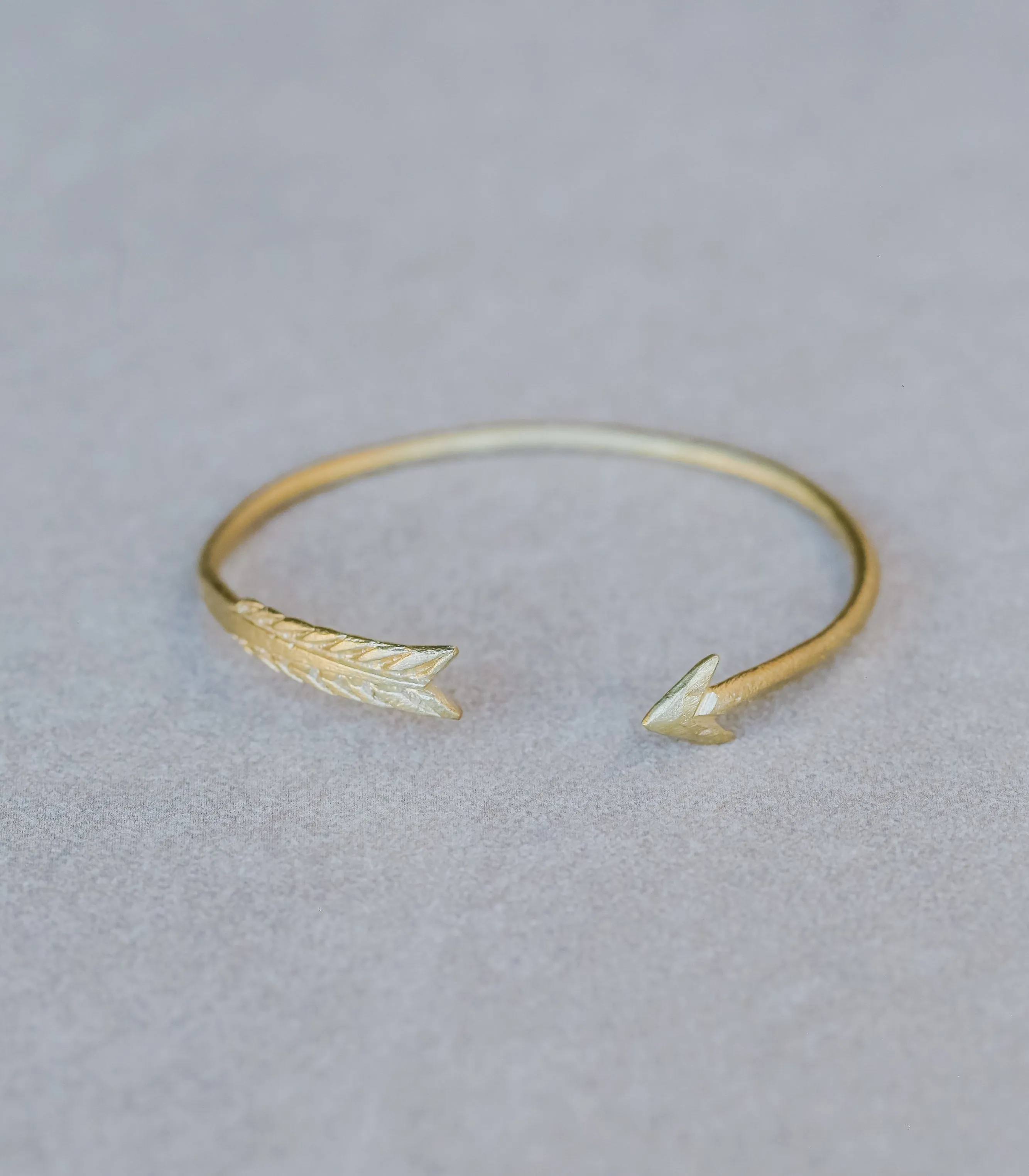 Hanak Arrow Brass Bangle