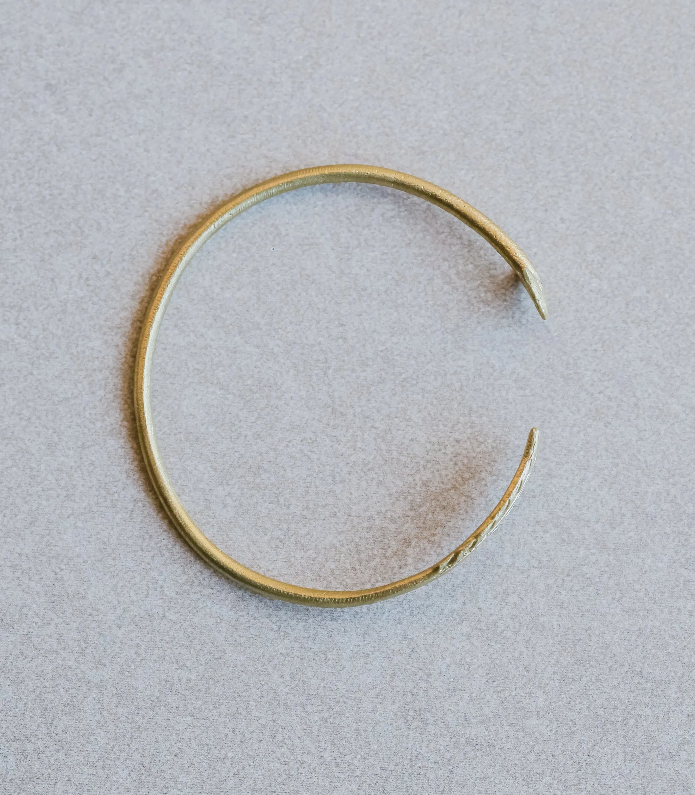 Hanak Arrow Brass Bangle