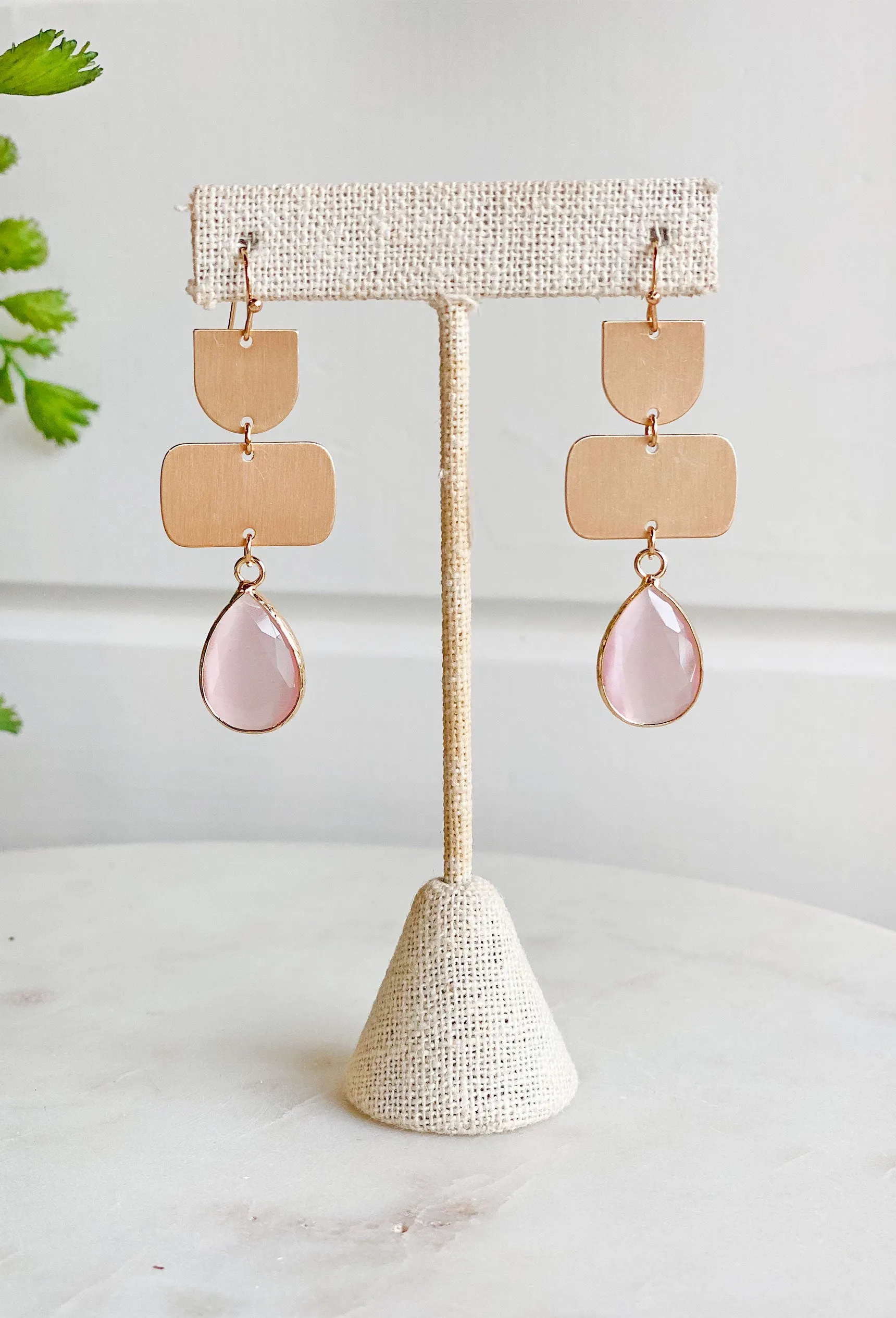 Lulu Drop Earrings in Pink