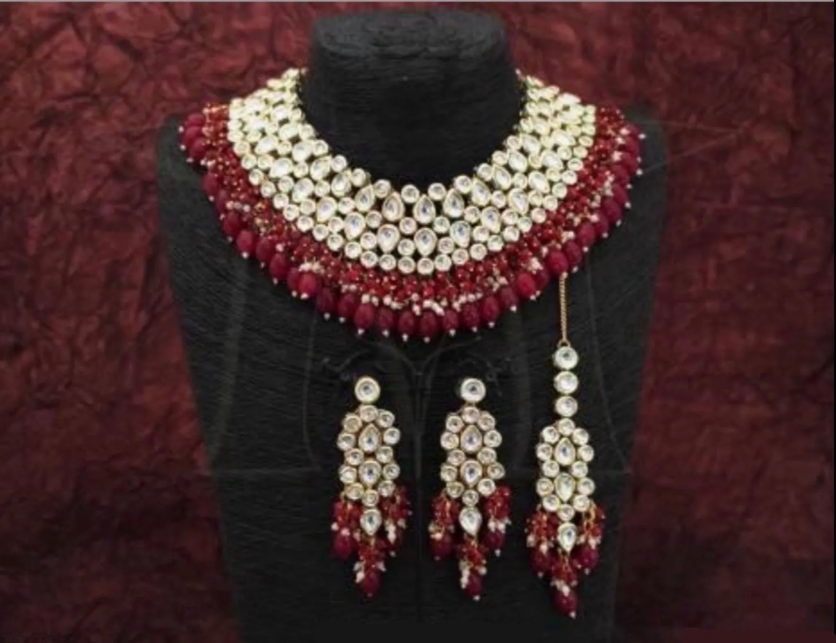 Maroon Kundan Choker Necklace & Earring Set With Maang Tika