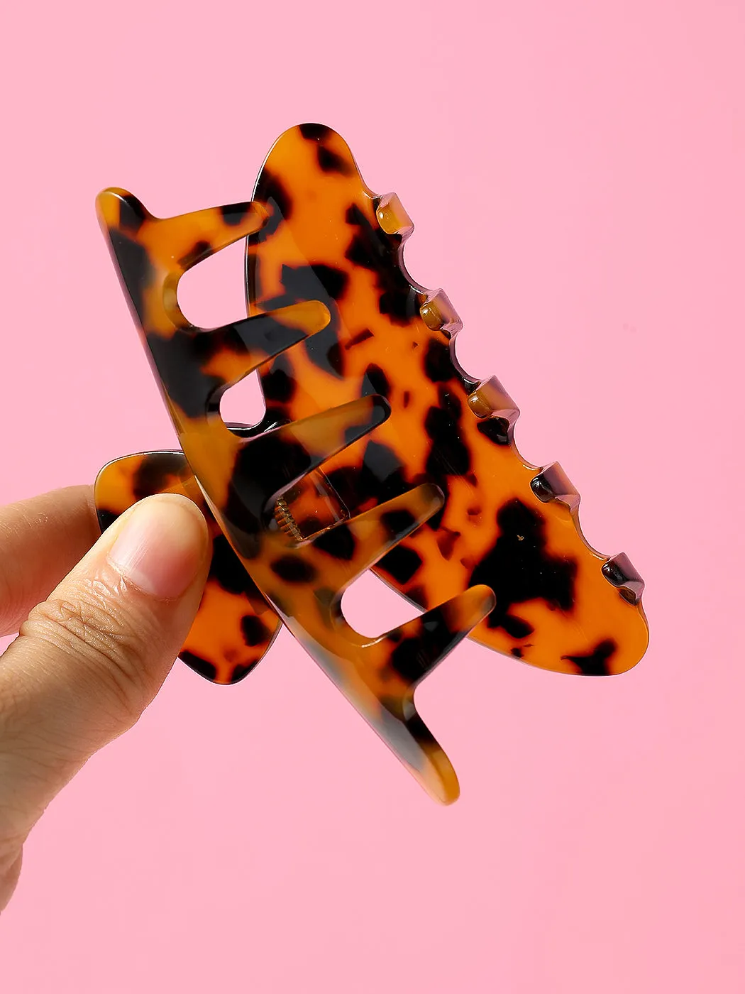 Miniso Tortoiseshell Acetate Hair Claw Clip (Random pick)