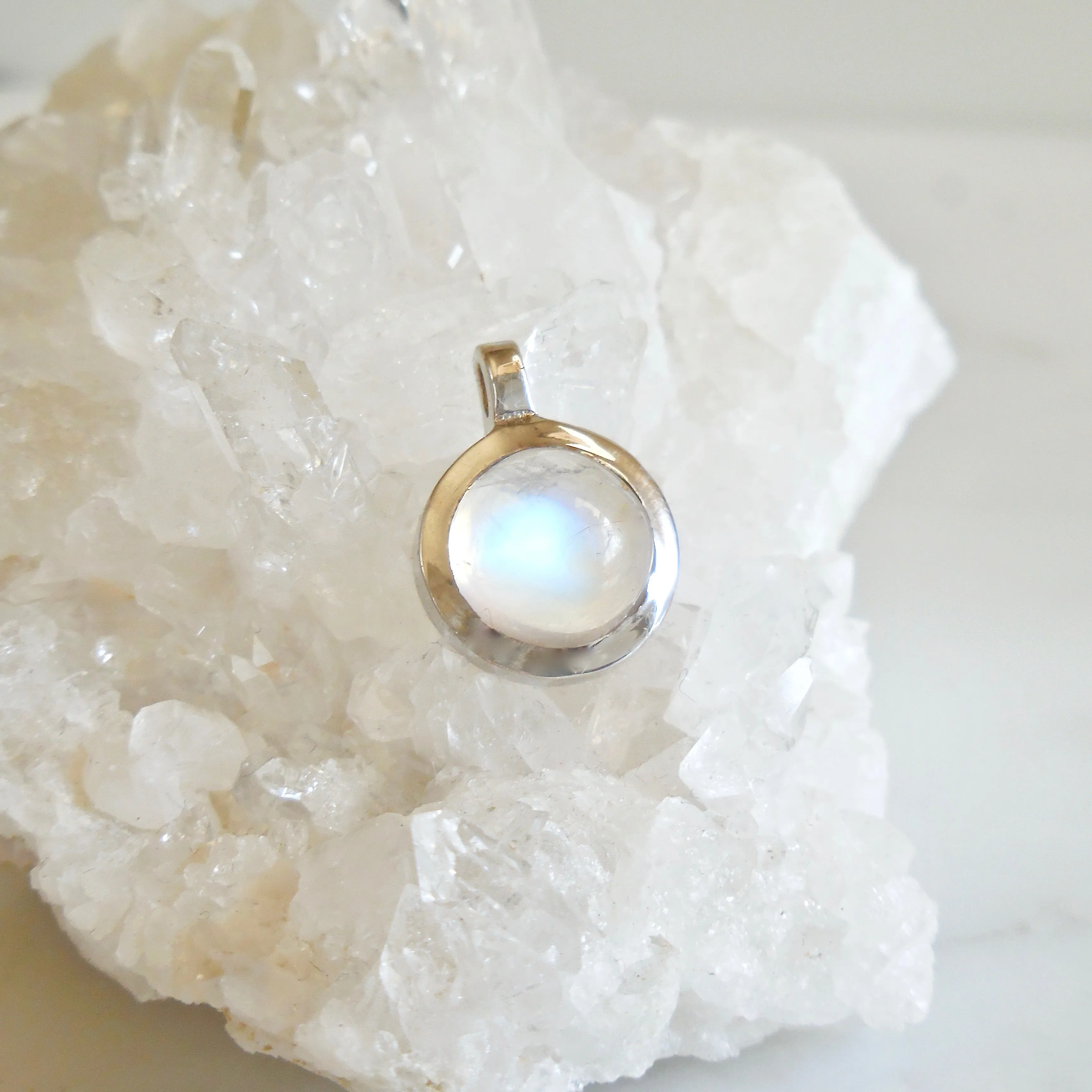 Moonstone Bezel White Gold Pendant - Bezel Moonstone Pendant - Moonstone Pendant