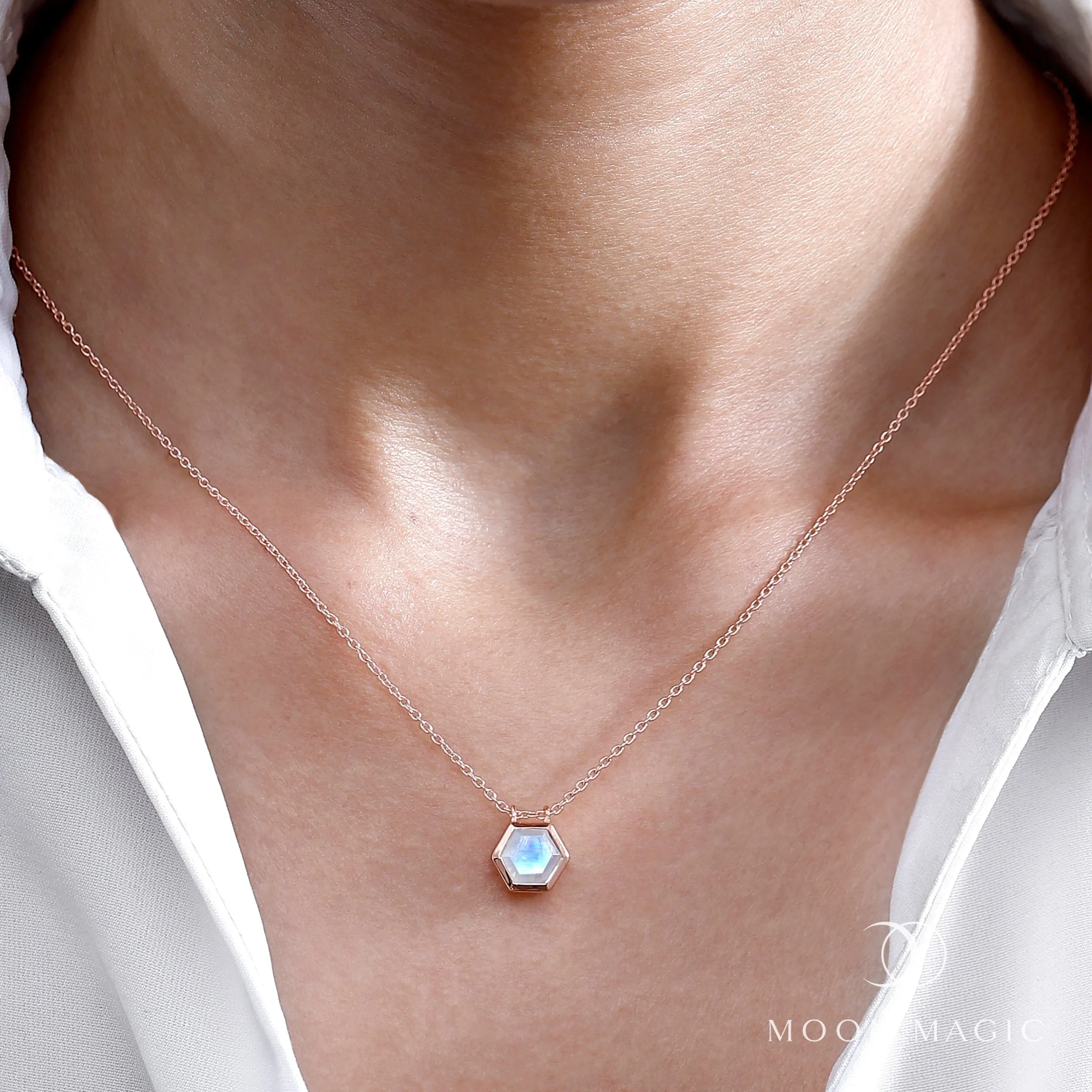 Moonstone Necklace - Novis