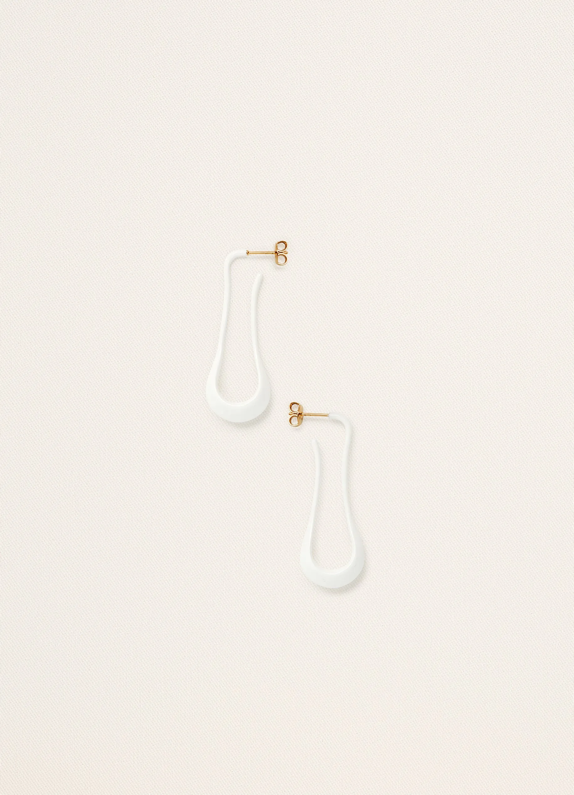 SHORT DROP EARRINGS