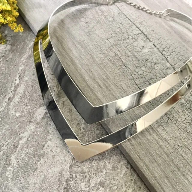 SHORT GEOMETRIC COLLAR SILVER MULTI LAYER METAL CHOKER NECKLACE