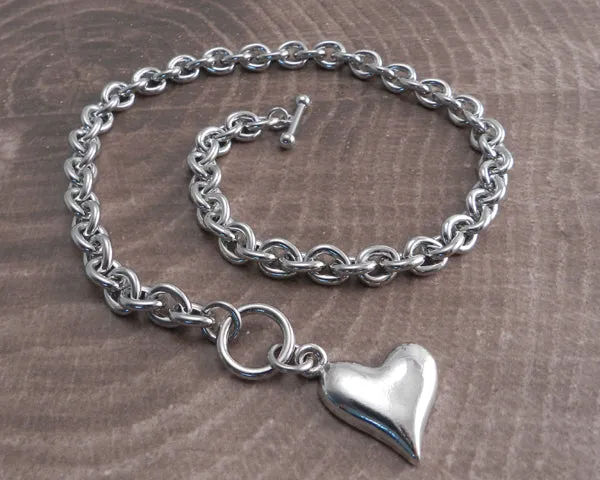 Teardrop Toggle Choker with Sideways Heart