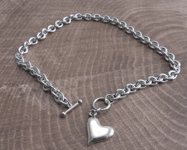 Teardrop Toggle Choker with Sideways Heart