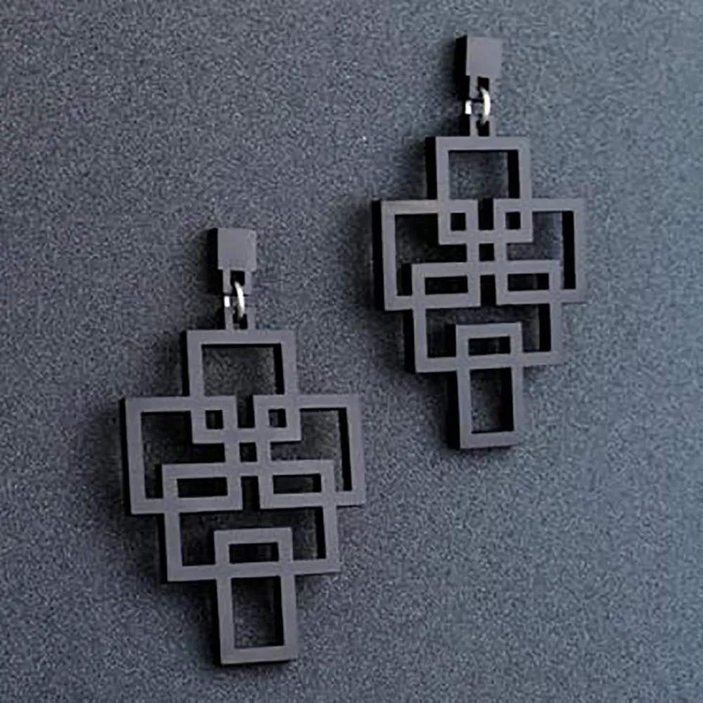 Tetris Pendant Earring