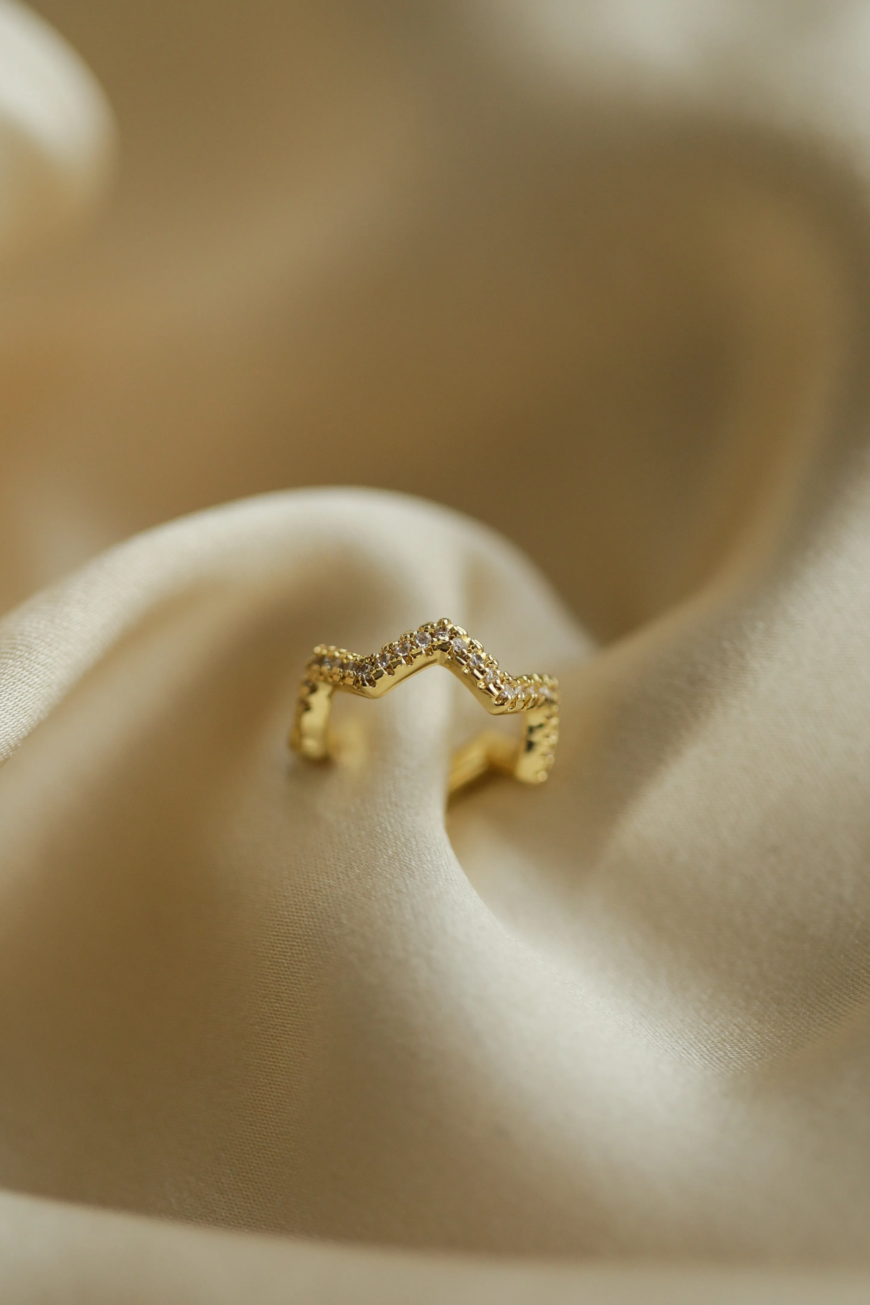 Wave Ear Cuff